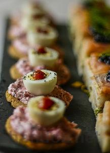 2024年广西艺术学院在新疆计划招生人数(附学费及专业录取分)