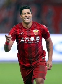 电讯报：林加德周薪固定8万镑最高可达12万镑，创诺丁汉队史最高（世界最高周薪）